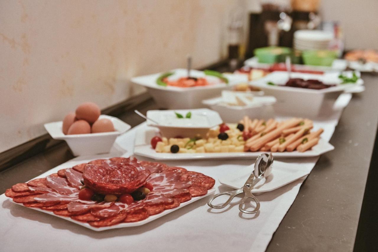 Garni Hotel Barut Šabac Zewnętrze zdjęcie